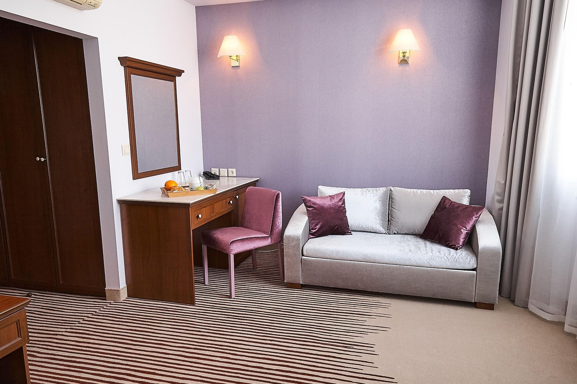 Hotel Lion 3*