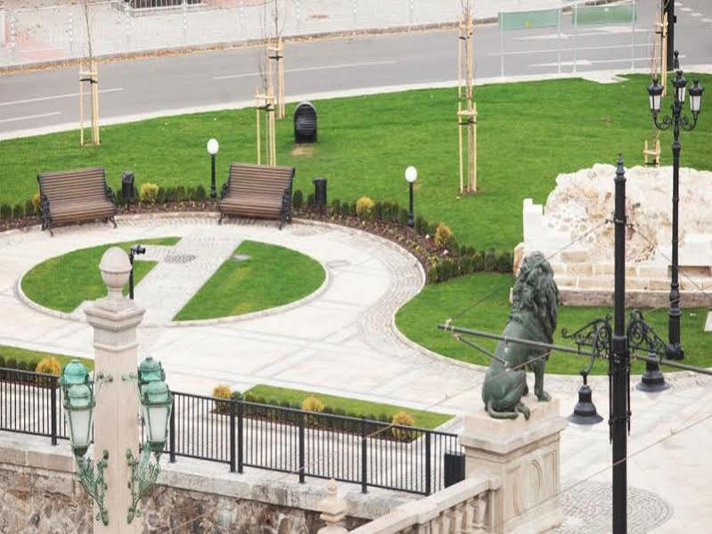 Hotel Lion 3*